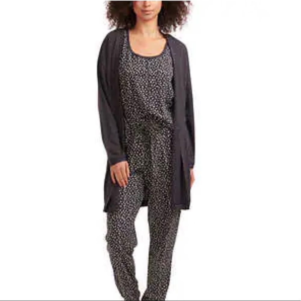 Brand new Karen Neuburger Ladies' 3-Piece Lounge Set